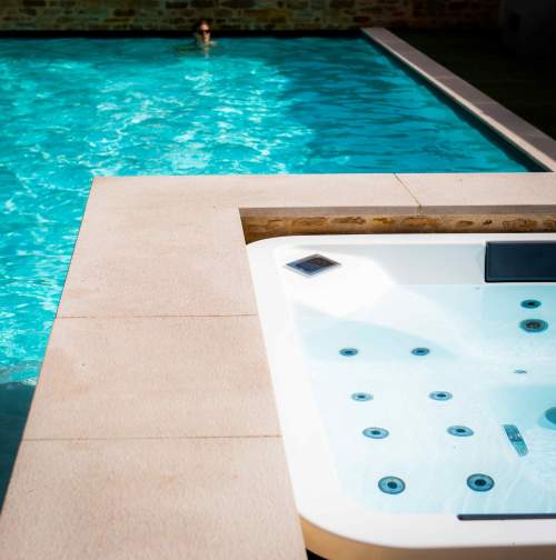 Hôtel Piscine 5 étoiles Bourgogne, Maison Doucet<span><span><span><span><span> </span></span></span></span></span>